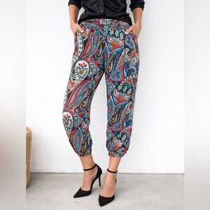 Jogger style Women Pants in Multi Colour Paisley Print, Size Small
